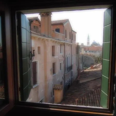 Szálloda Casa Linger *