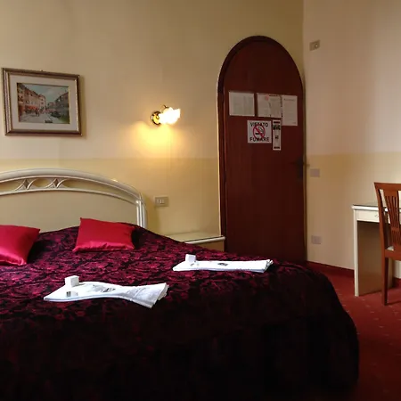 Hotell Casa Linger Venedig